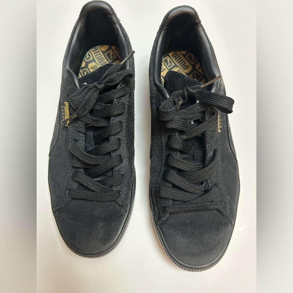 Puma Suede Size 7 Sneakers